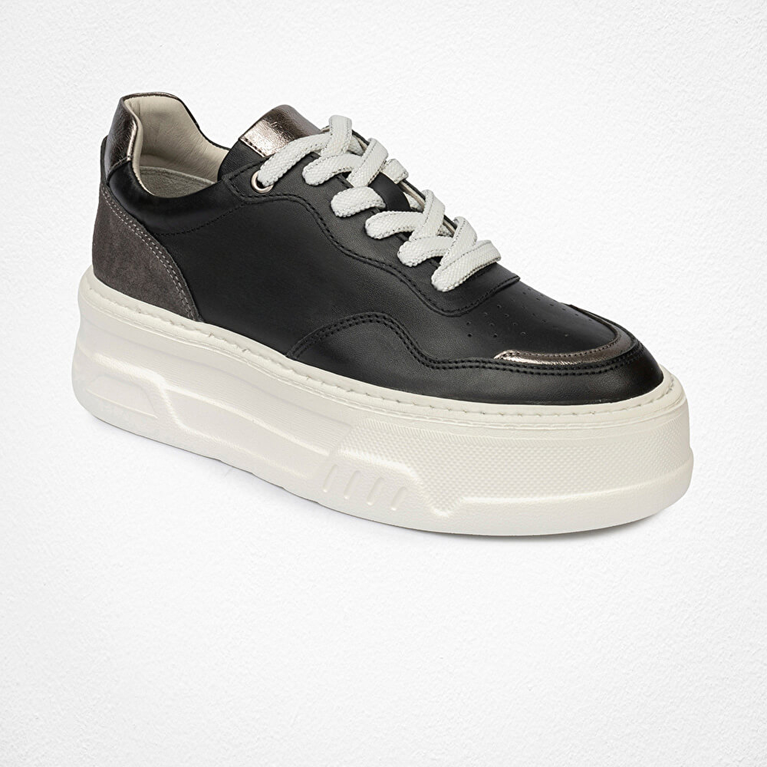 Kadın Siyah Çelik Hakiki Deri Sneaker Ayakkabı 4Y2SA59041-1