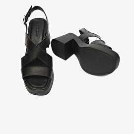 Kadın Siyah Hakiki Deri Topuklu Sandalet 4Y2US59099-6