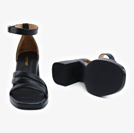 Kadın Siyah Hakiki Deri Topuklu Sandalet  5Y2WS59245-6