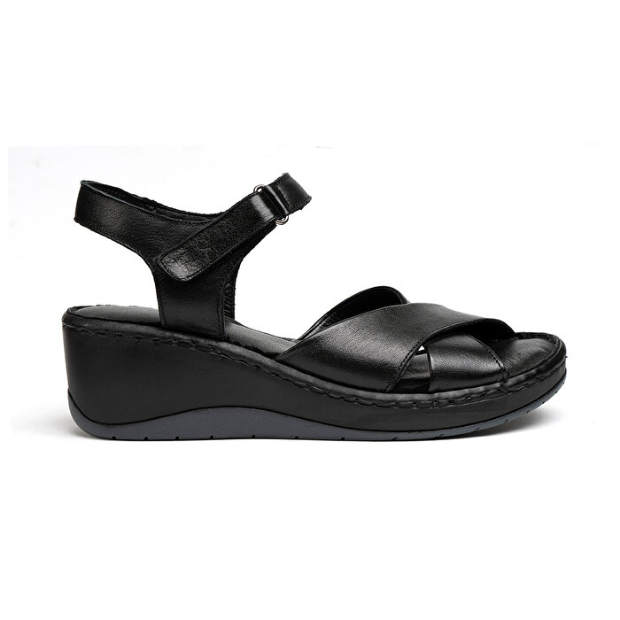 Kadın Siyah Hakiki Deri Sandalet 2Y2FS57907